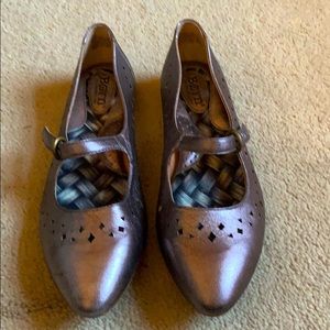 Comfy Born metallic flat shoes